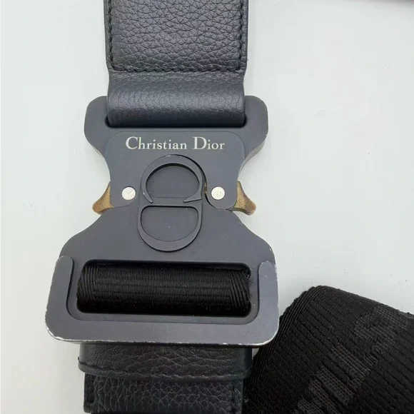 Dior Black and Gray Patterned Belt Bag - Picture 2 of 11